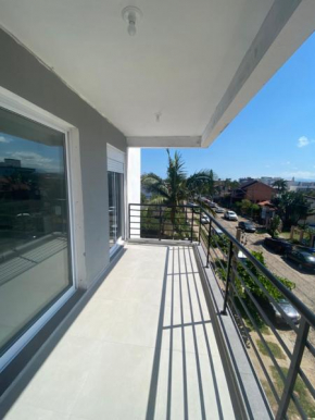 Ótimo apto 50m da areia churrasq 2Q 2 banheiros 301
